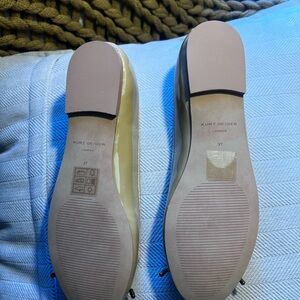 Kurt Geiger Beige Patent Leather Flats